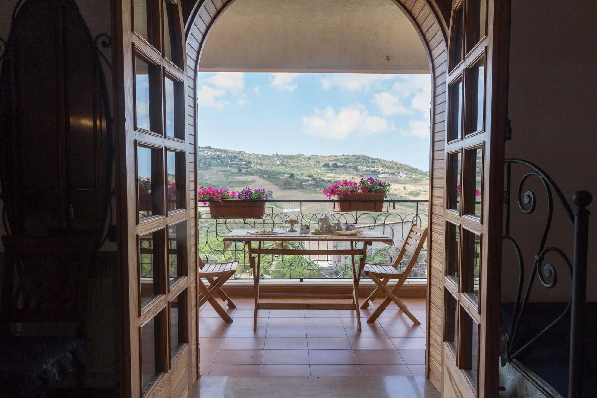 Villa Diana Agrigento Buitenkant foto